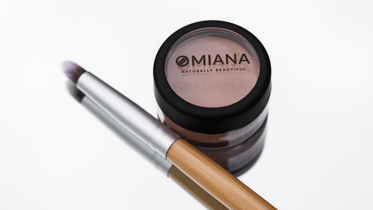 Titanium Dioxide-Free Concealer & Corrector - Omiana Beauty